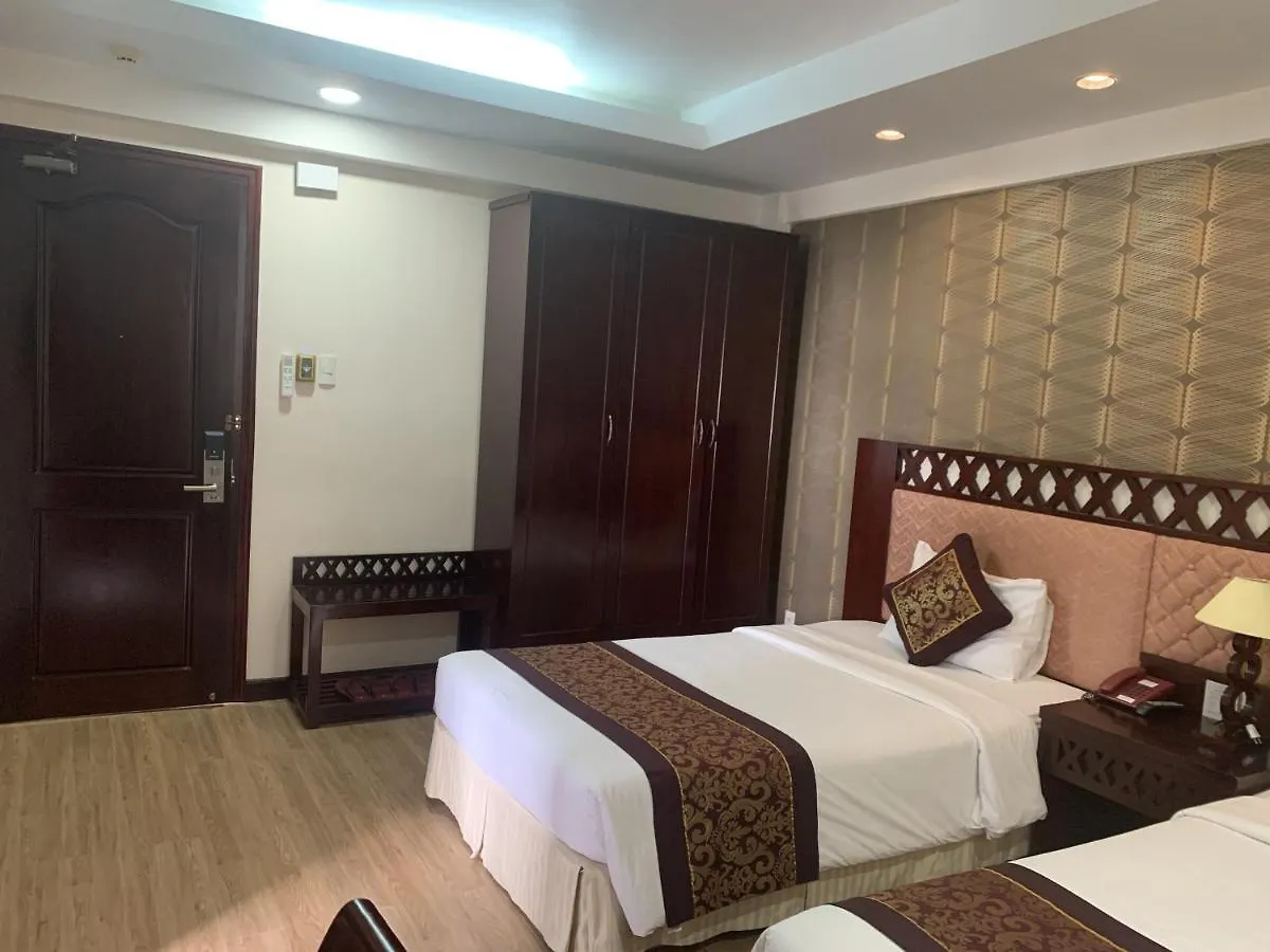 Phu Quy Hotel Να Τρανγκ