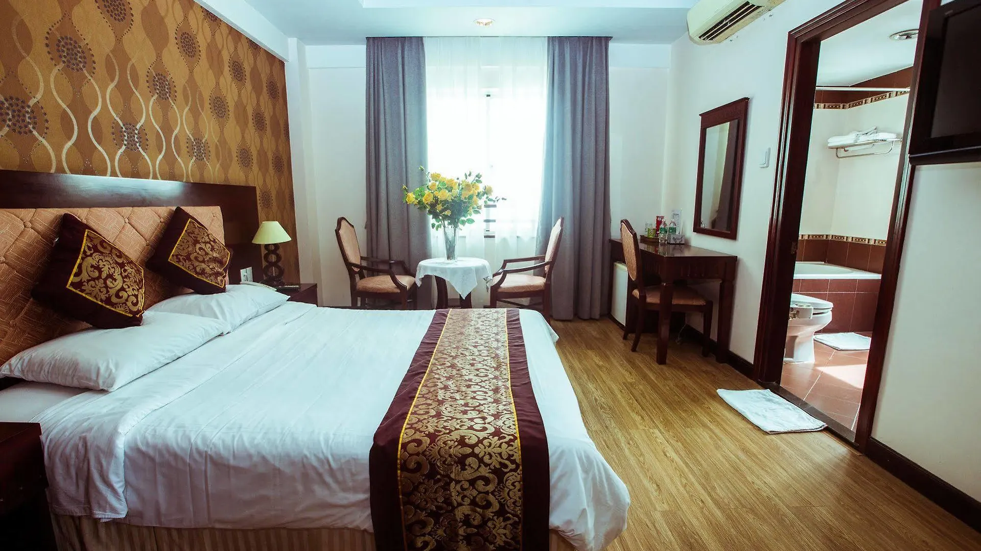 Phu Quy Hotel Να Τρανγκ